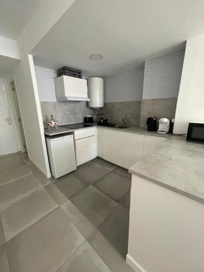 Апартаменты Apartamento Con Vistas Al Mar A Metros De La Playa Carihuela Soleil Торремолинос Экстерьер фото