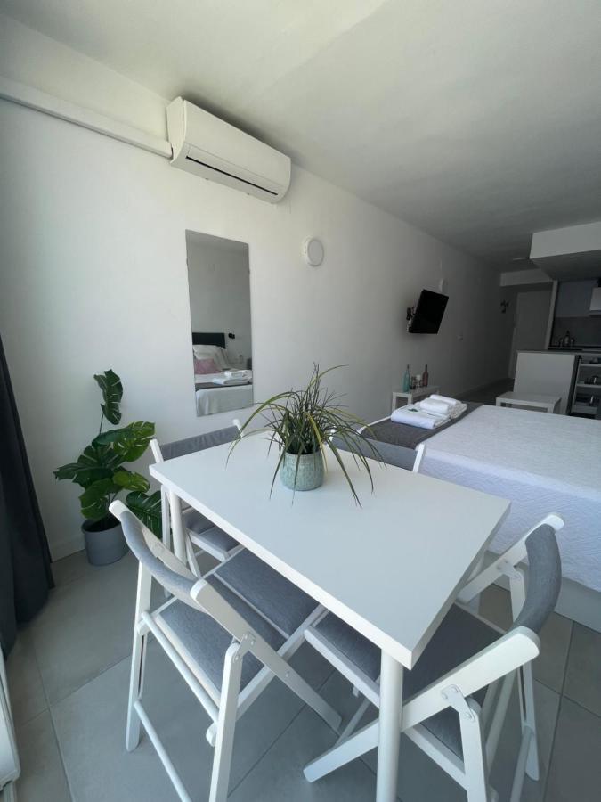 Апартаменты Apartamento Con Vistas Al Mar A Metros De La Playa Carihuela Soleil Торремолинос Экстерьер фото