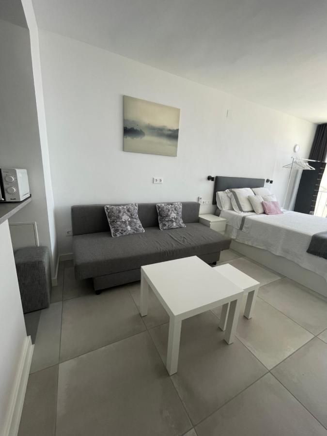 Апартаменты Apartamento Con Vistas Al Mar A Metros De La Playa Carihuela Soleil Торремолинос Экстерьер фото